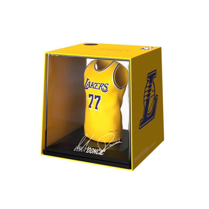 ギャラリービューアに画像をロードする, Luka Doncic #77 - FanCollex
